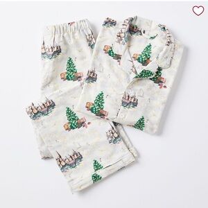 Pottery Barn Teen Harry Potter™ Hogwarts™ Christmas Organic Flannel Pajama Set